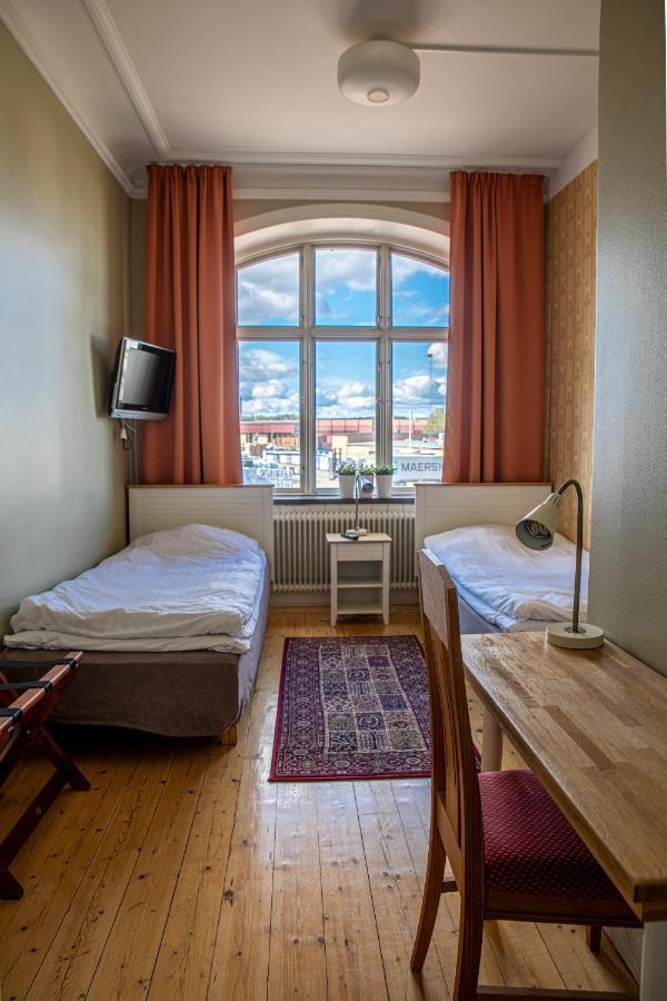 Hotell Station Skinnskatteberg Buitenkant foto