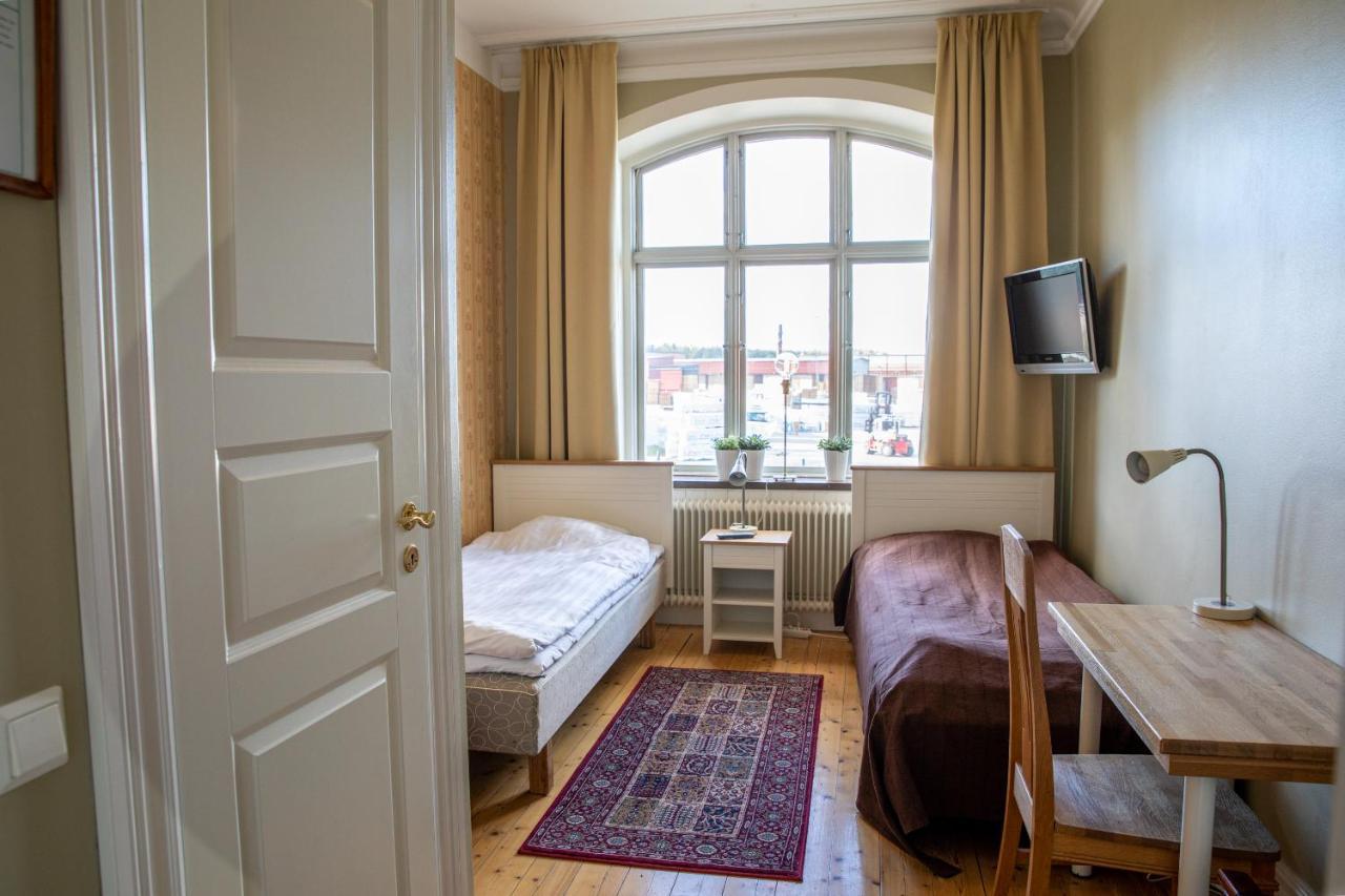 Hotell Station Skinnskatteberg Buitenkant foto